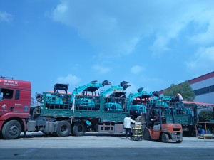 陜西整車小型挖掘機發(fā)貨了